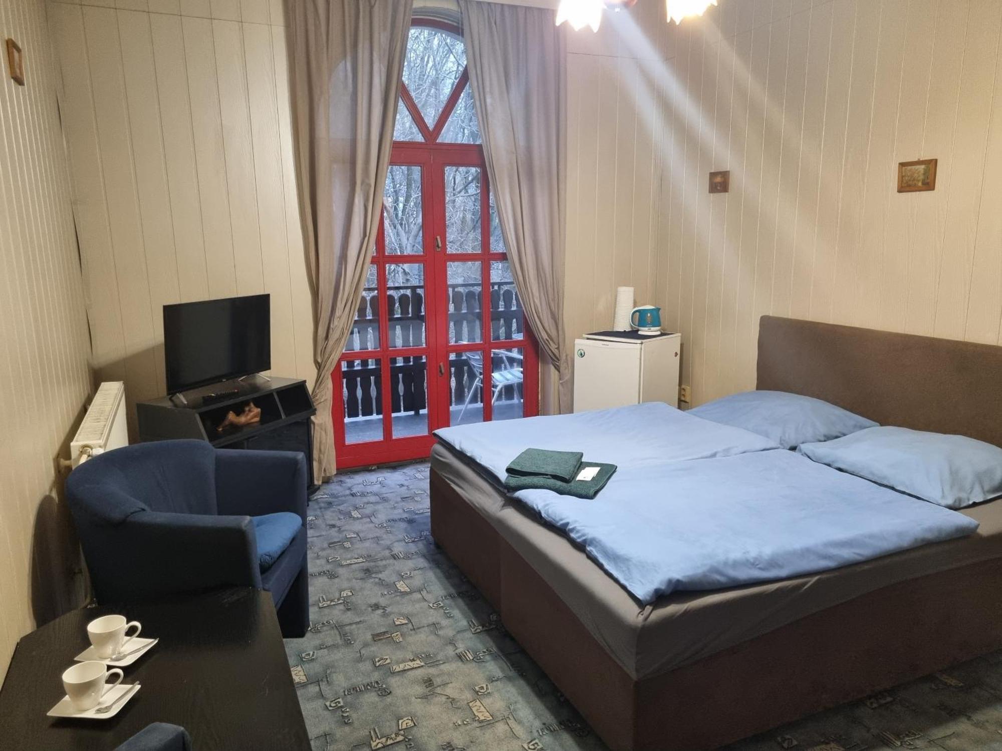 Studanka Hotell Orlová Exteriör bild