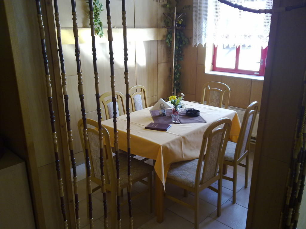 Studanka Hotell Orlová Exteriör bild